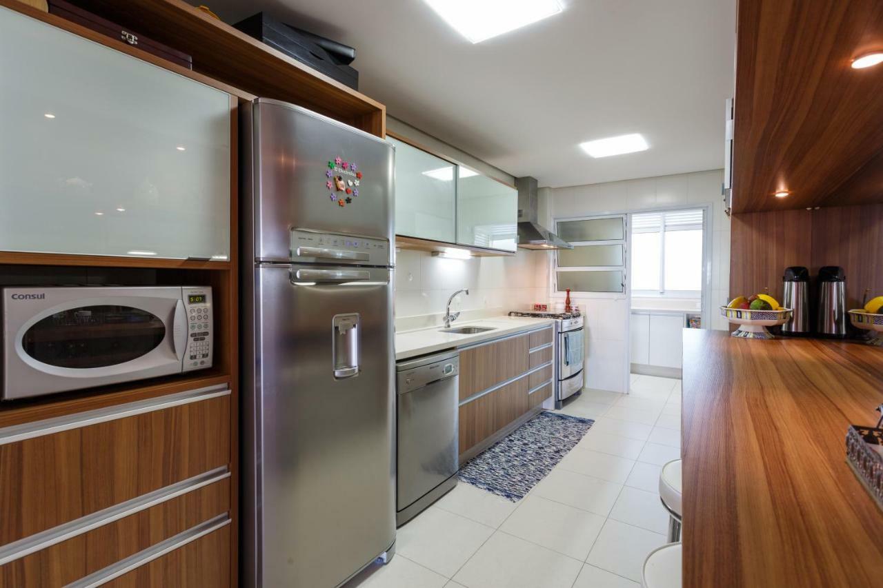 Apartamento com 4 suítes pé na areia Florianópolis Esterno foto