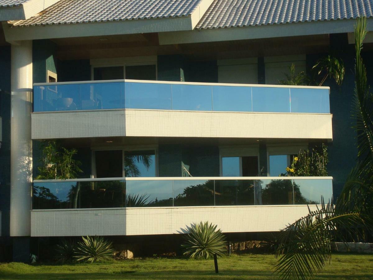Apartamento com 4 suítes pé na areia Florianópolis Esterno foto