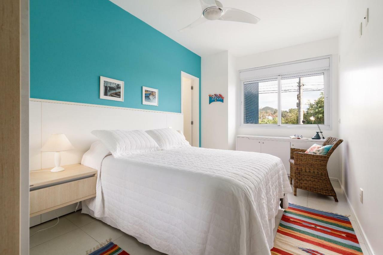 Apartamento com 4 suítes pé na areia Florianópolis Esterno foto