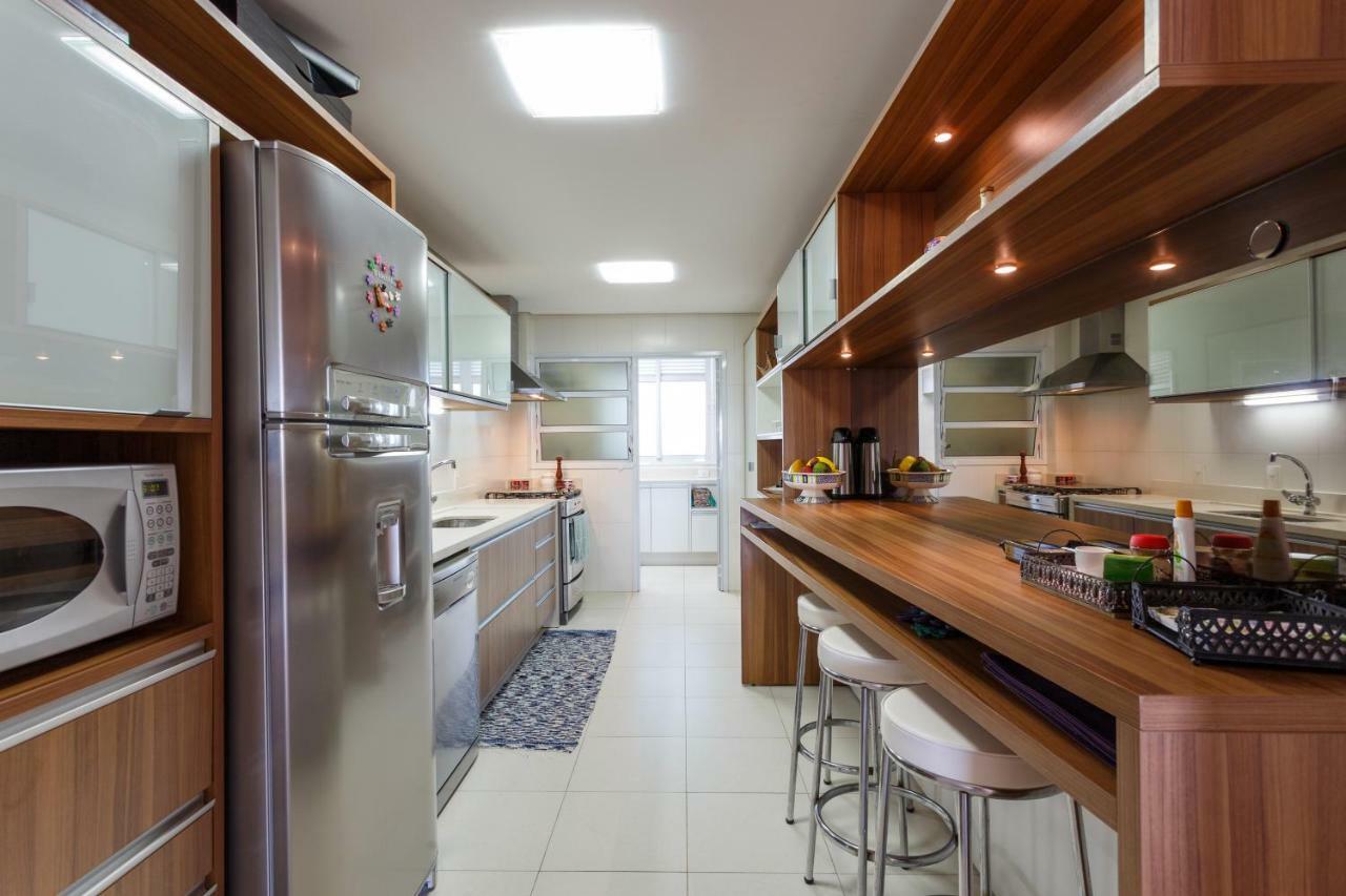 Apartamento com 4 suítes pé na areia Florianópolis Esterno foto